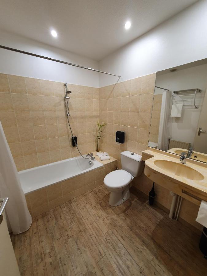 Hotel Etesia Feurs Εξωτερικό φωτογραφία